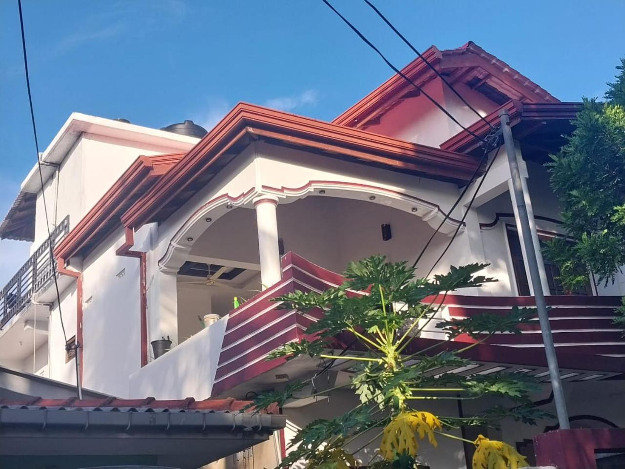 Javi Holiday Home Trincomalee Dış mekan fotoğraf
