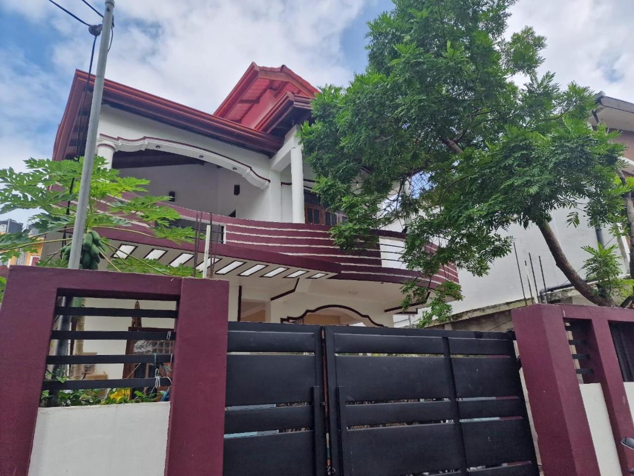Javi Holiday Home Trincomalee Dış mekan fotoğraf