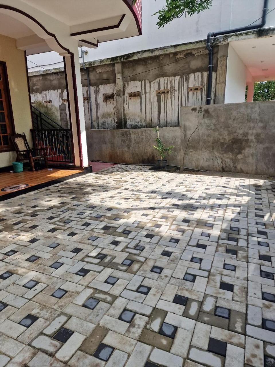 Javi Holiday Home Trincomalee Dış mekan fotoğraf