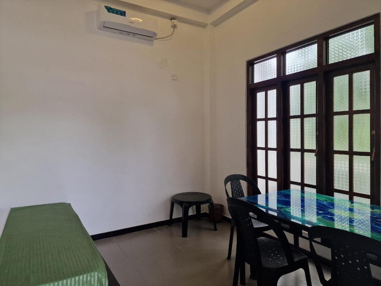 Javi Holiday Home Trincomalee Dış mekan fotoğraf