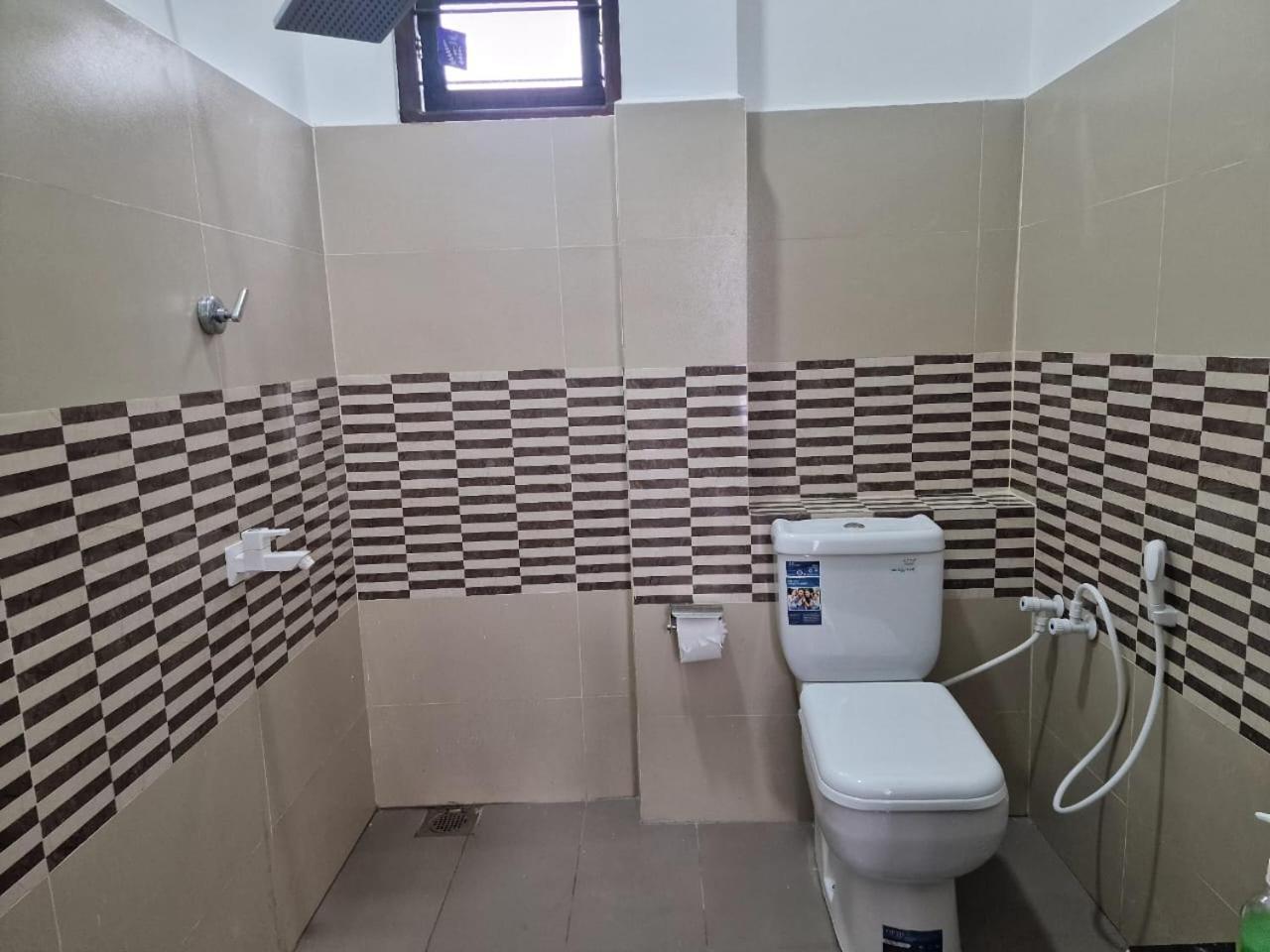 Javi Holiday Home Trincomalee Dış mekan fotoğraf